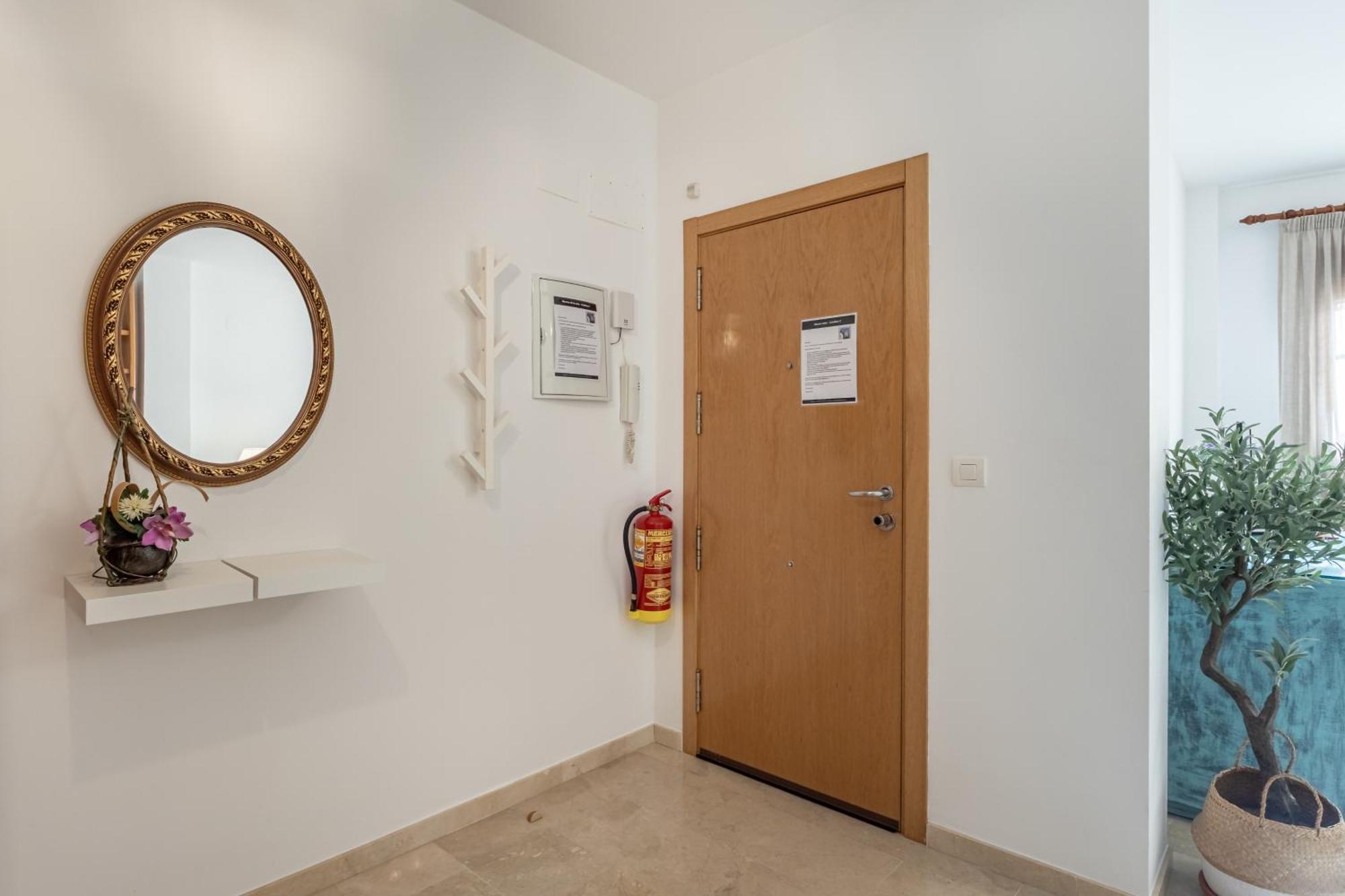 Centrico Y Tranquilo Apto Cerca La Alhambra Ven Apartment